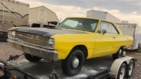 Cheap project cars for sale on craigslist - Check out a 39-car barn find here. You can look through the pictures, but here are the 12 Mopars listed: 1973 Dodge Charger Rally 400, 1970 Dodge Coronet Super Bee clone 440, 1972 Dodge Challenger, 1969 Dodge Dart GTS with auto transmission (was a 340 but has a 318 now), 1969 Dodge Dart Swinger auto (also originally a 340 but a 318 …